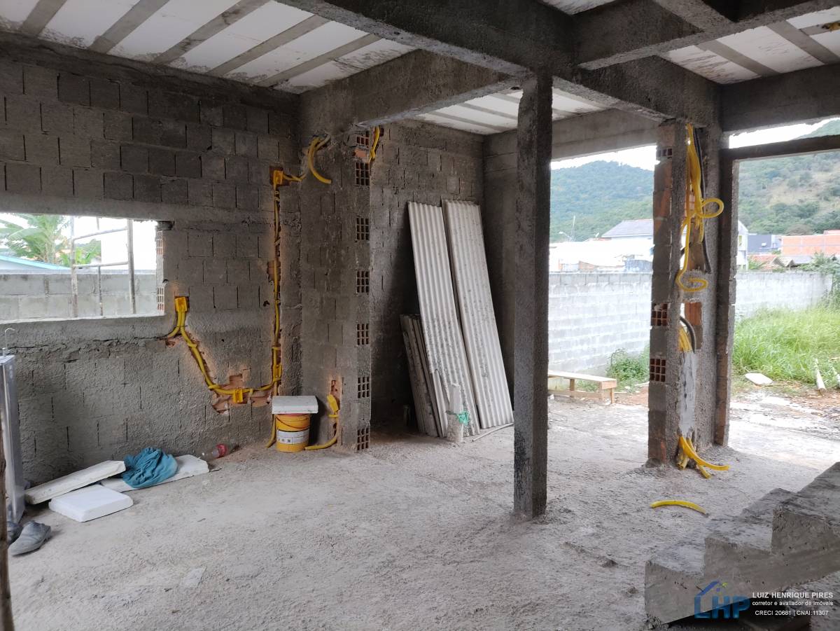 Casa para Venda no bairro Ribeirão da Ilha