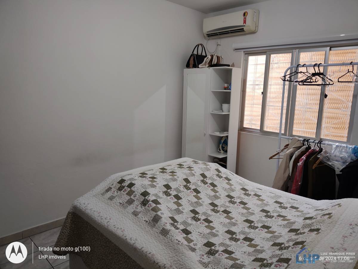 Casa para Venda no bairro Costeira do Pirajubaé