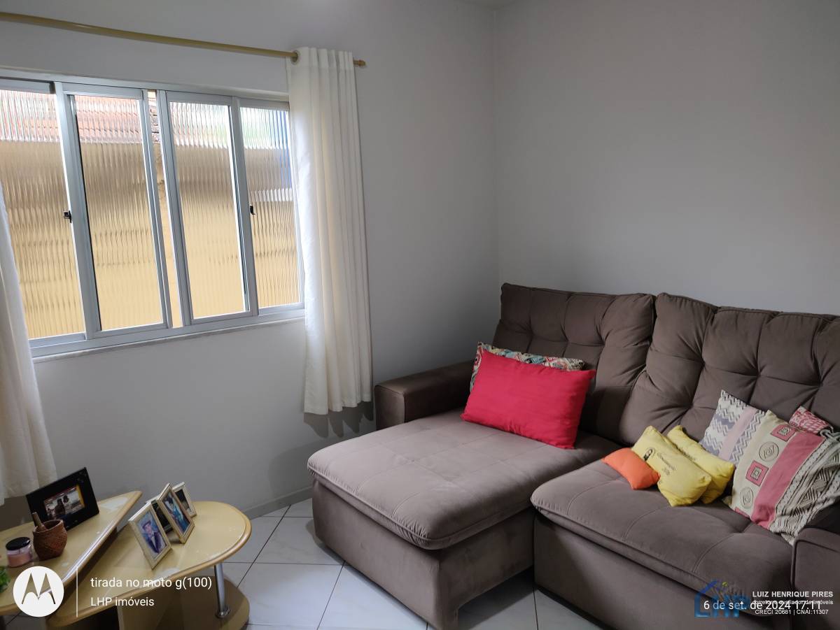 Casa para Venda no bairro Costeira do Pirajubaé