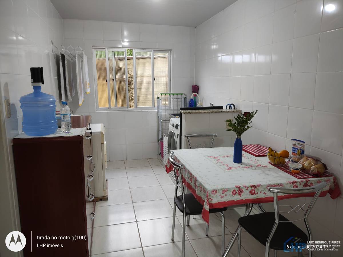 Casa para Venda no bairro Costeira do Pirajubaé