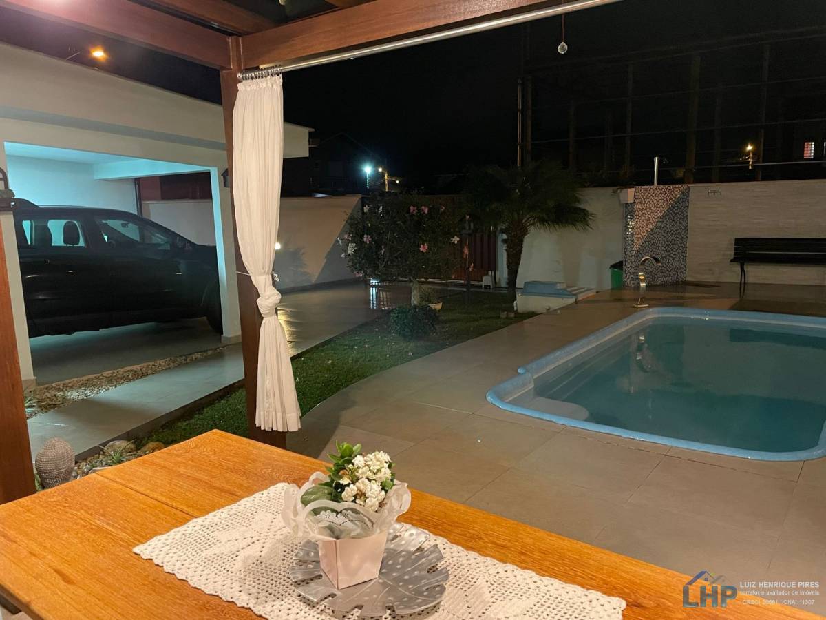 Casa para Venda no bairro Armação do Pântano Sul