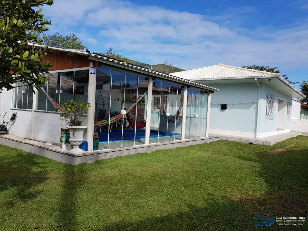 Casa para Venda no bairro Ribeirão da Ilha