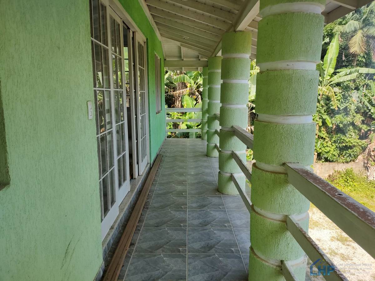 Casa para Venda no bairro Costa de Cima