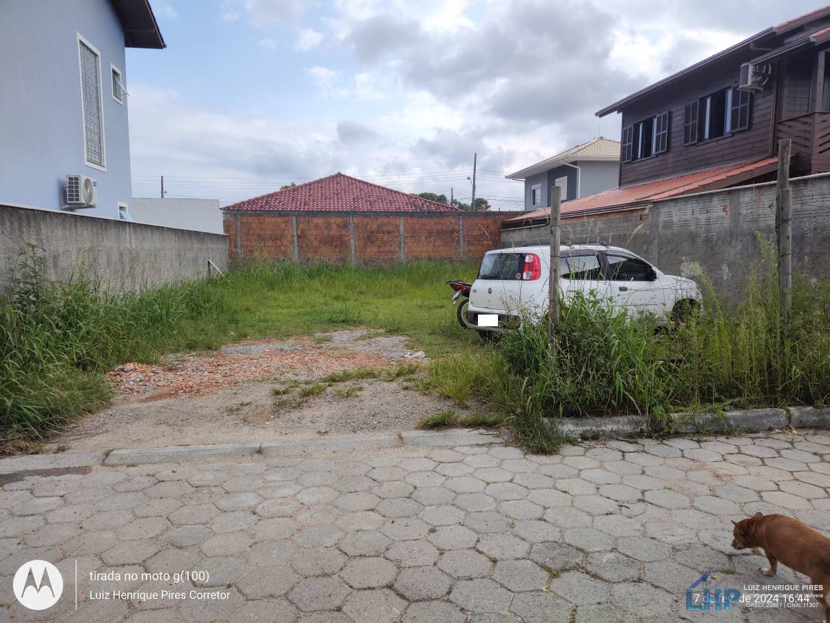 Terreno no bairro Armação do Pântano Sul em Florianópolis