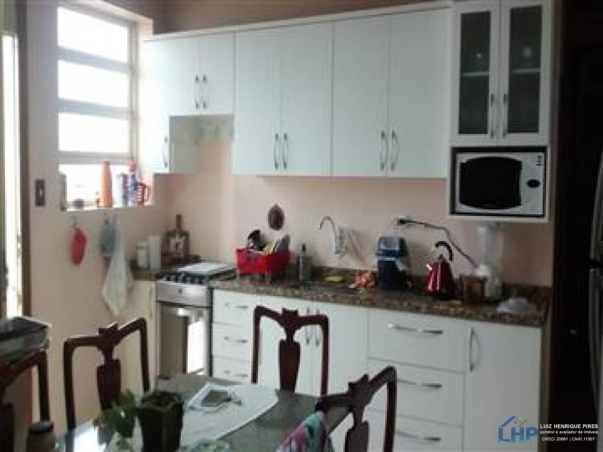 Casa para Venda no bairro Capoeiras