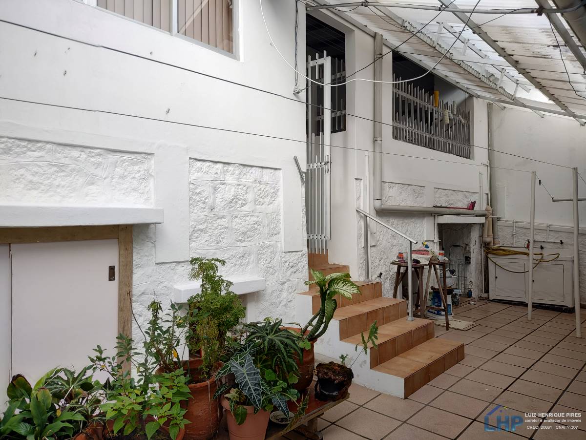 Casa para Venda no bairro Agronômica