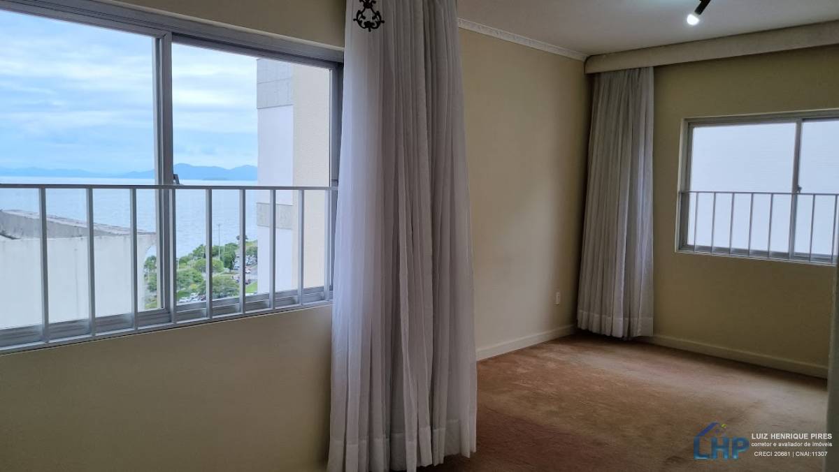 Cobertura Duplex para Venda no bairro Centro