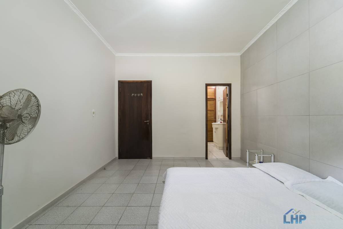Casa para Venda no bairro Carianos