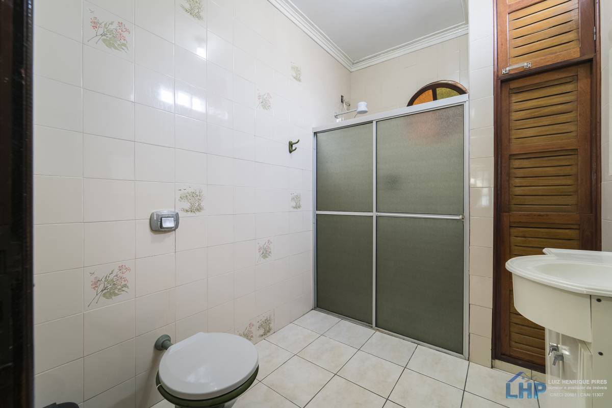 Casa para Venda no bairro Carianos