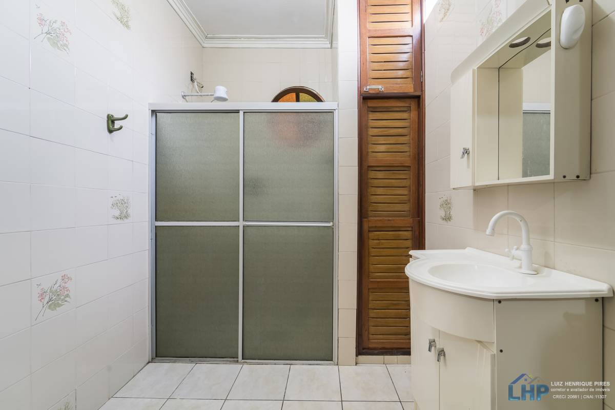 Casa para Venda no bairro Carianos