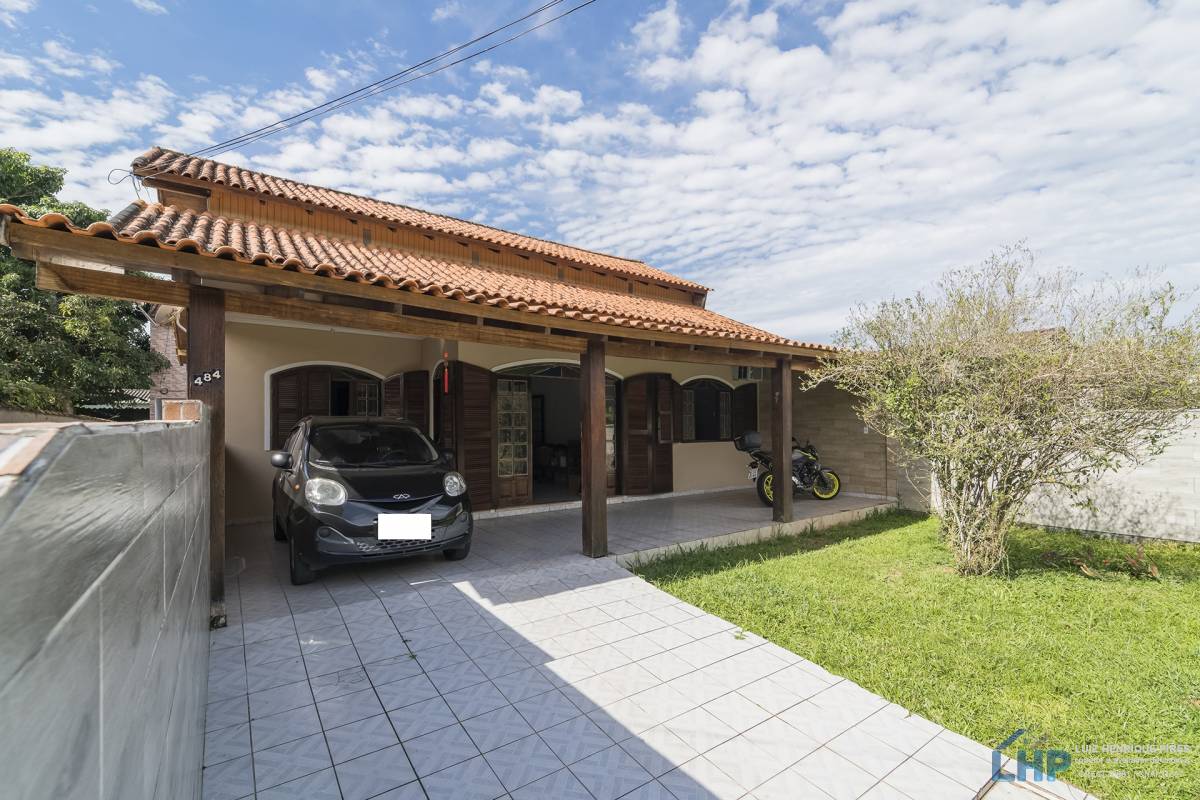 Casa para Venda no bairro Carianos