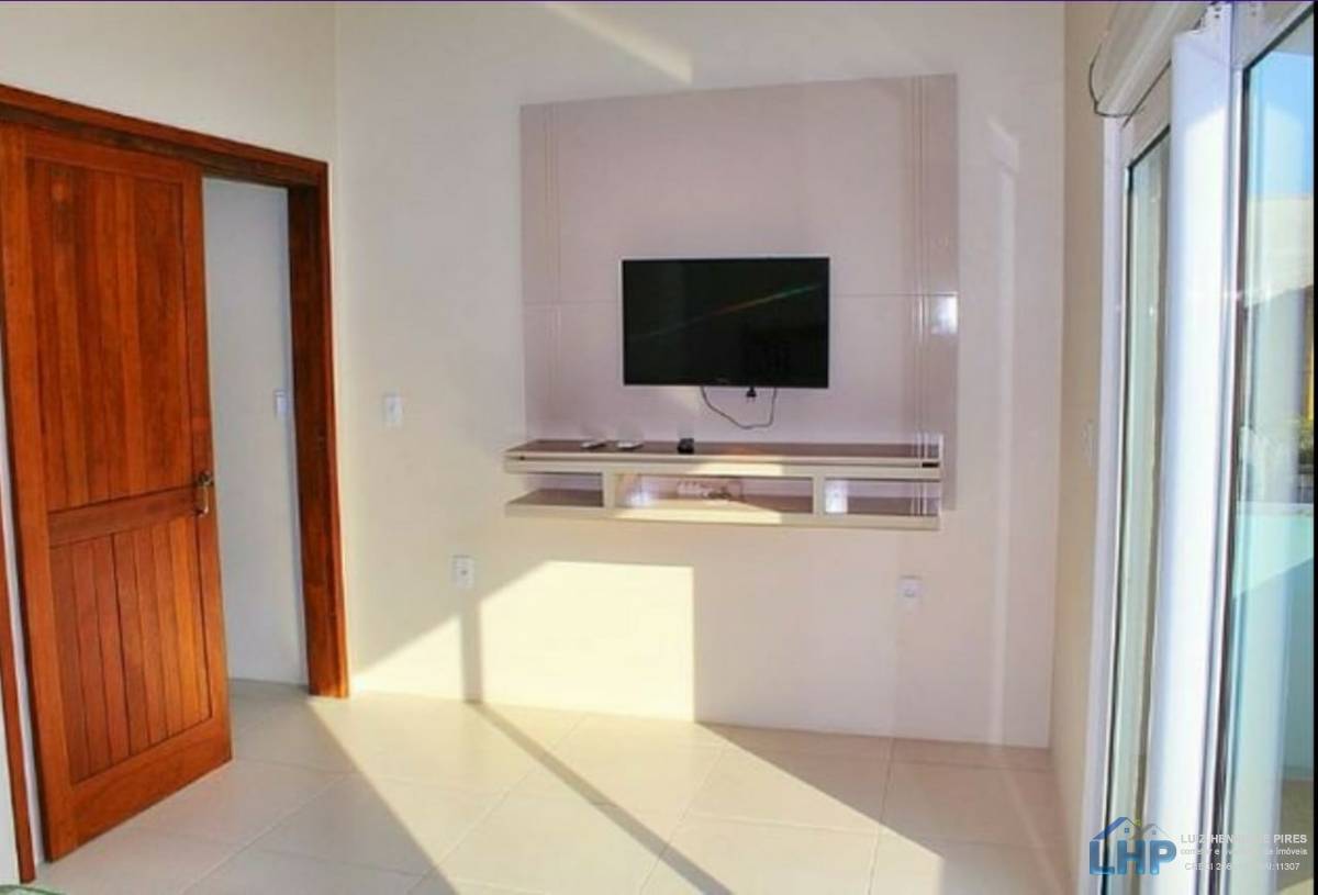 Casa para Venda no bairro Pântano do Sul